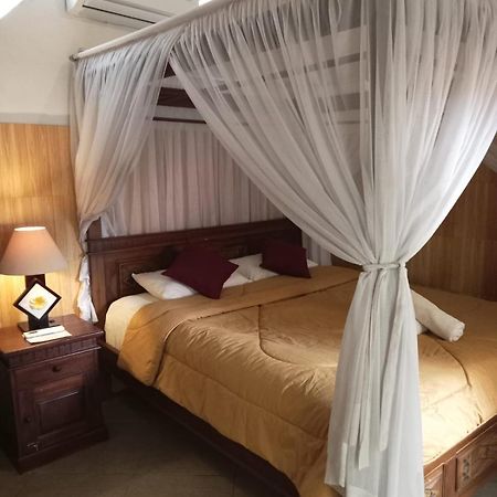 Nitya Home Stay Lembongan Экстерьер фото